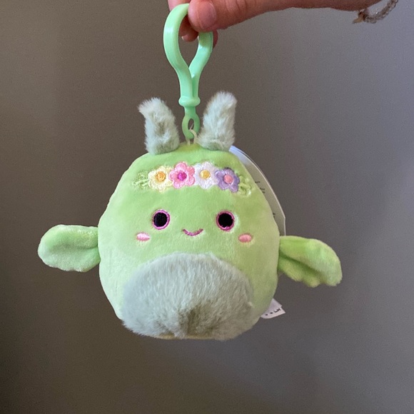 Squishmallows Other - BRAND NEW SQUISHMALLOW CLIP 3.5”! NWT. SMOKE FREE HOME!